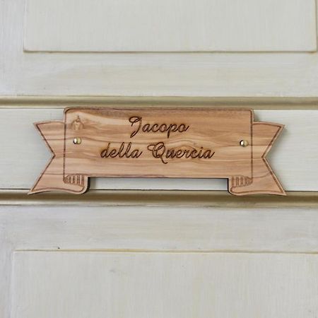 Residenza D'Epoca Montanini Acomodação com café da manhã Siena Exterior foto