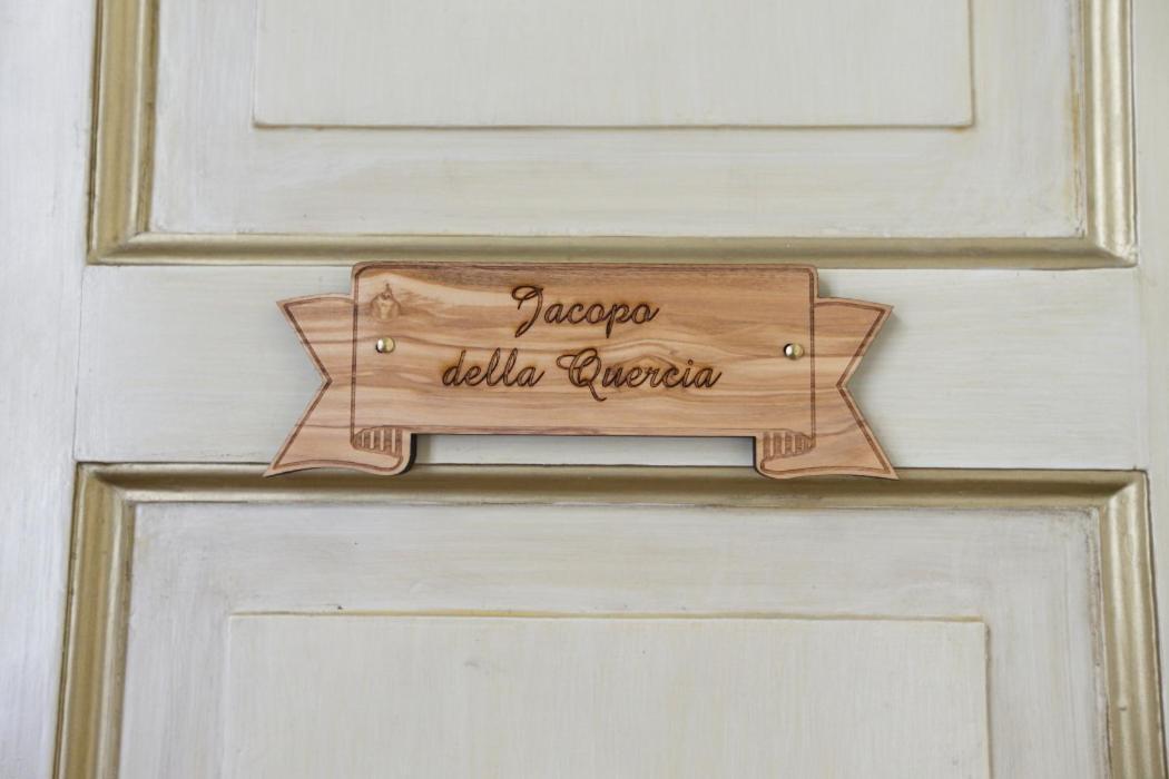 Residenza D'Epoca Montanini Acomodação com café da manhã Siena Exterior foto