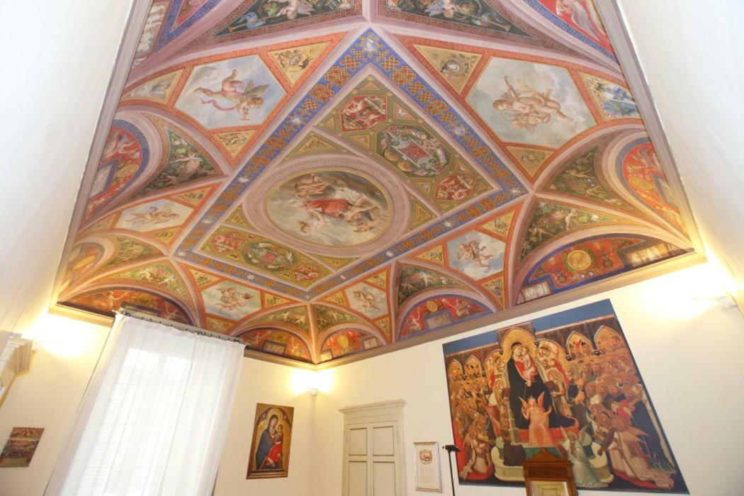 Residenza D'Epoca Montanini Acomodação com café da manhã Siena Exterior foto